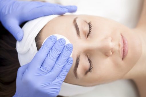 Tratamente de infrumusetare pentru piele cu acid salicilic