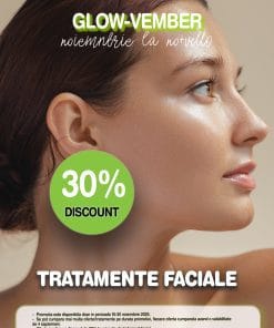 imagine de oferta cu fata tanara si frumoasa cu ar saten, ten perfect, priving inspre stanga